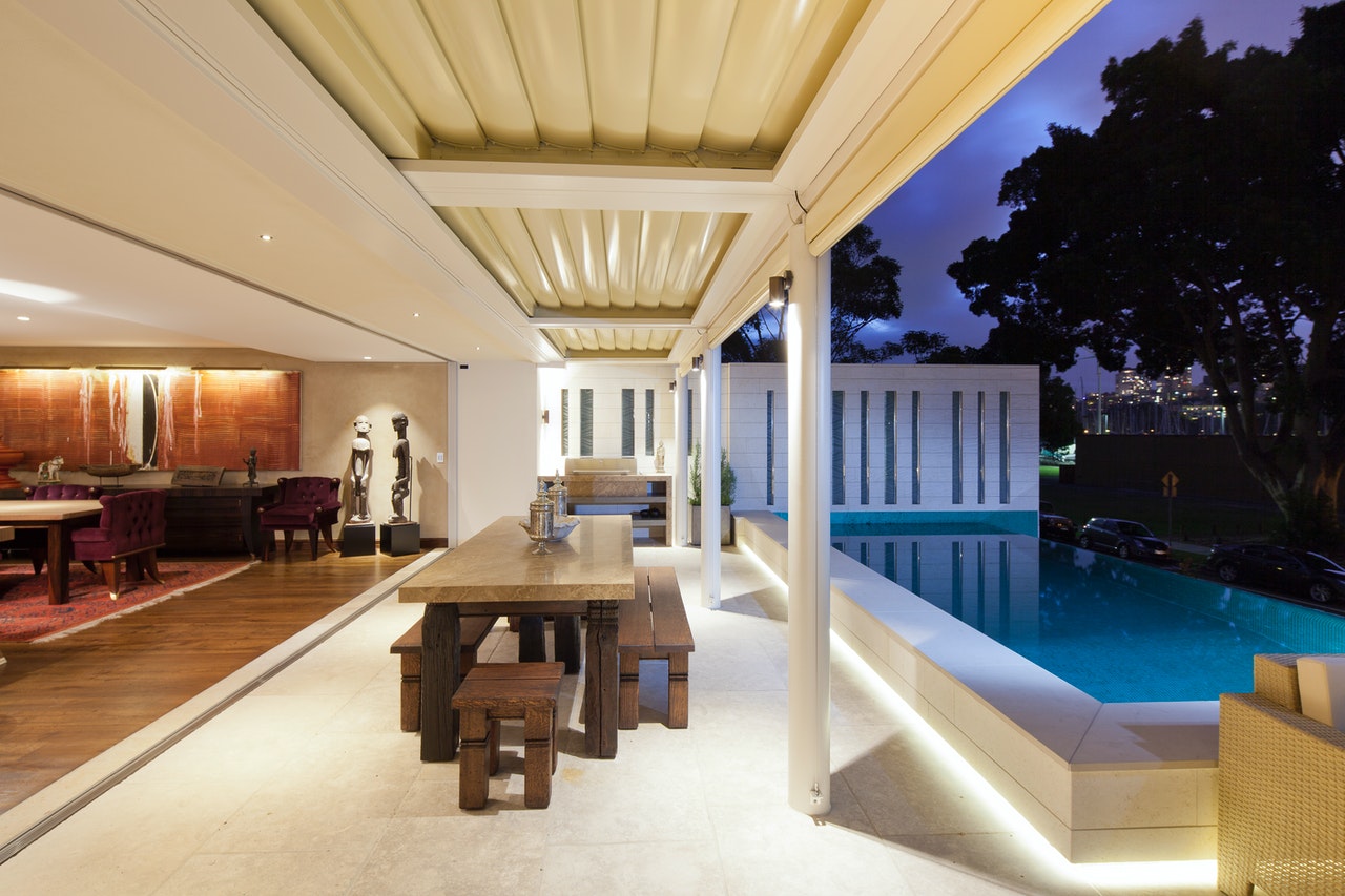 Ce qu'il faut savoir avant de construire une piscine