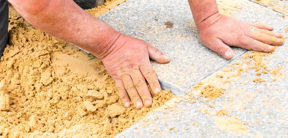 Mélange sable ciment pour pose pavés